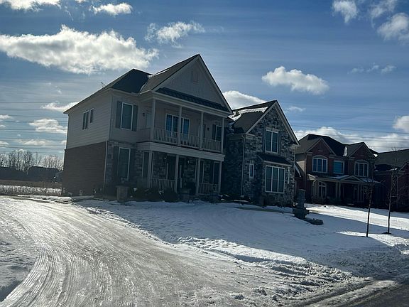 3rd image of 50754 Silverton Dr