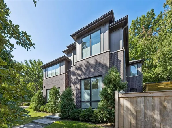 4900 Morse Ave, Skokie, IL 60077