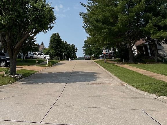 4th image of 6034 Kensington Way