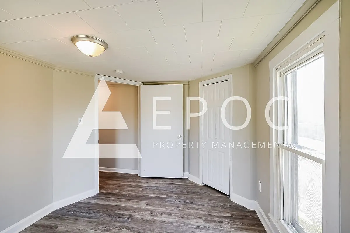 300 Piedmont Ave — Photo 4