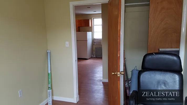 Rented by ZealEstate Group Inc | media 12