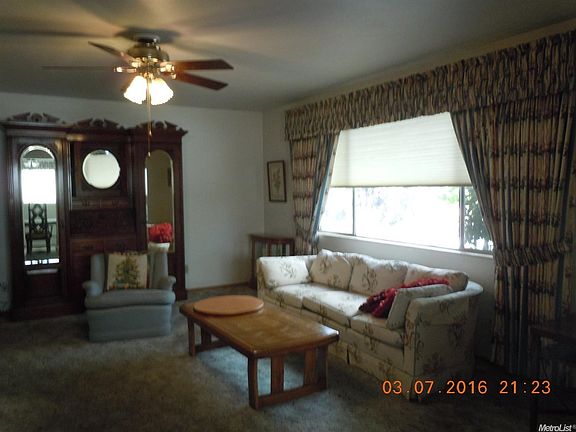 4th image of 2335 El Camino Dr