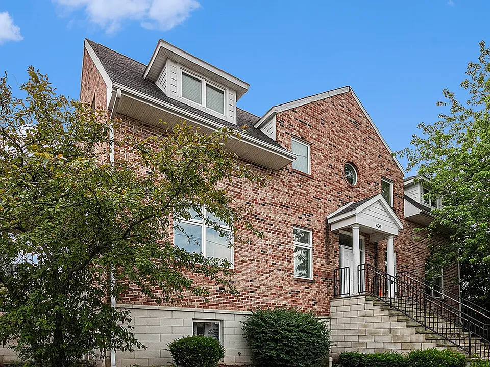 806 S Bend Ave #A