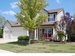 1006 Morgan Meadow Dr, Wentzville, MO 63385