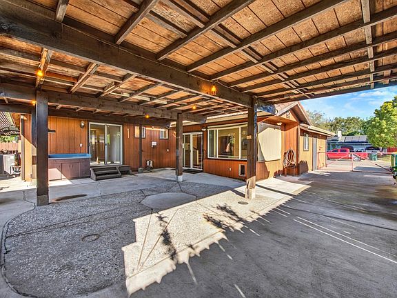 4th image of 44 W La Mesa Avenue