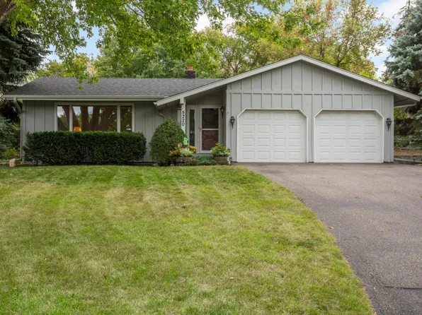 5220 Cottonwood Ln N, Plymouth, MN 55442