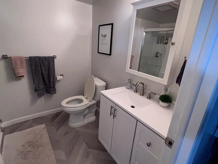 1021 Fountain St — Photo 12