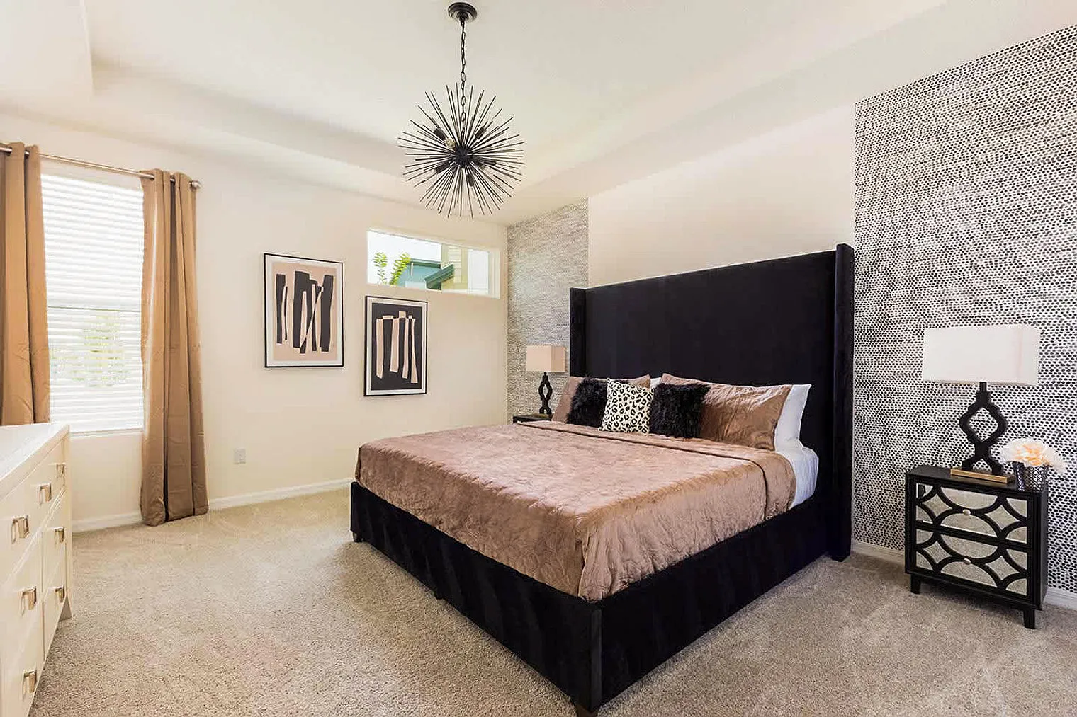 9 bed, 6.0 bath, 4370 sqft, $7,281 — Photo 3