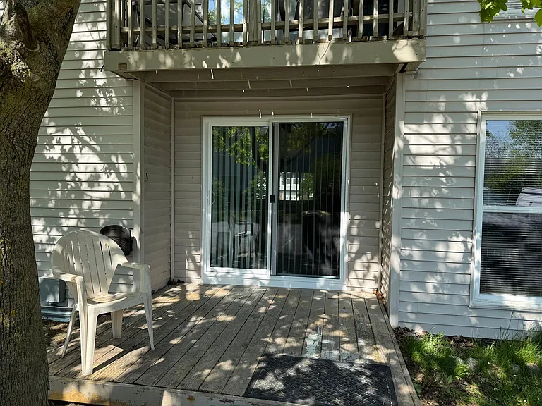 1898 Haymarket Rd #B — Photo 11