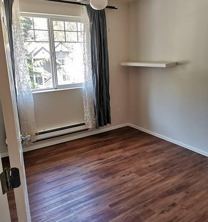1st bedroom