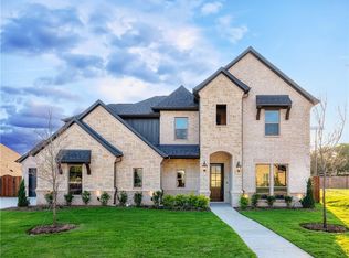 105 Ryder Ct, Hurst, TX 76053