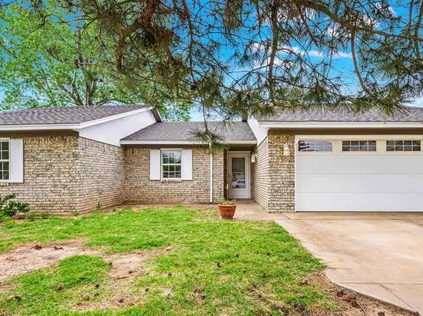 300 Pintail Cir, Altus, OK 73521