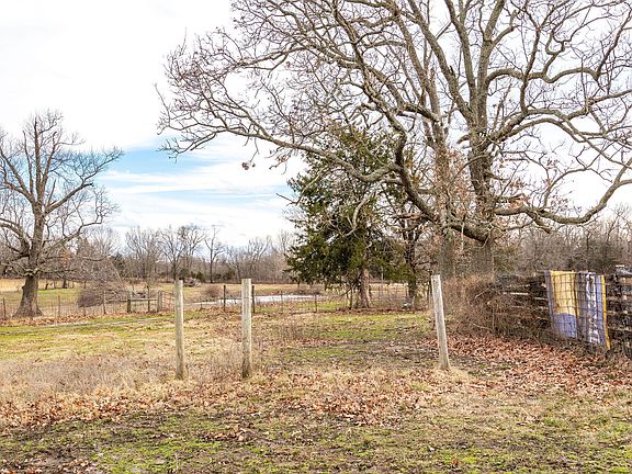 4th image of 1003 County Road 447