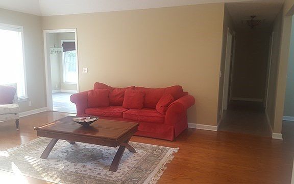 4th image of 138 Eagle Crest Dr
