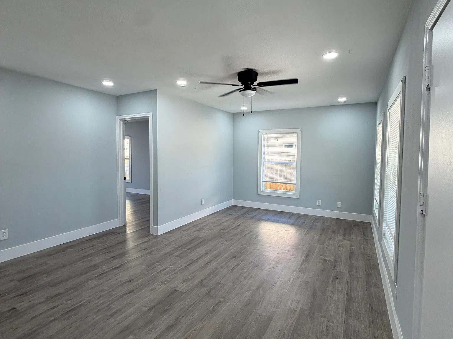 3 beds 1 bathroom house — Photo 3