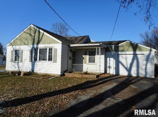 921 E Highland Pl, Peoria Heights, IL 61616