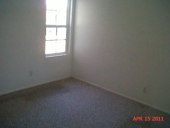 3rd image of 1025 Gallery Ct