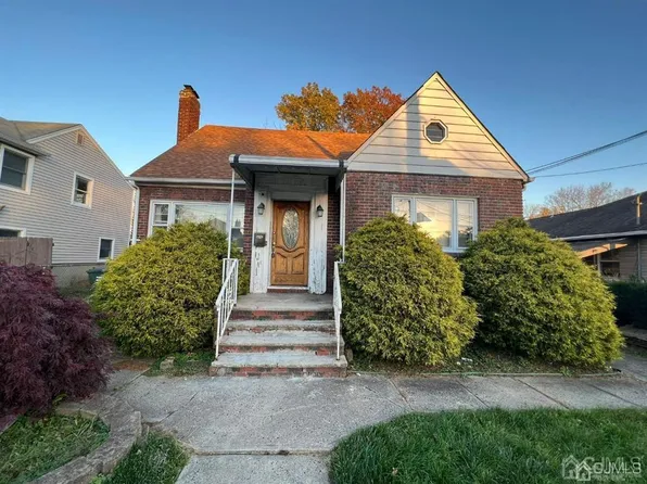 670 Barron Ave, Woodbridge, NJ 07095