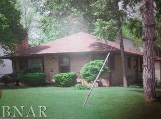 701 Kingsley St, Normal, IL 61761
