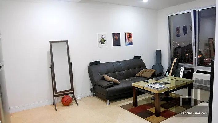 Rented by Highline Residential | media 15