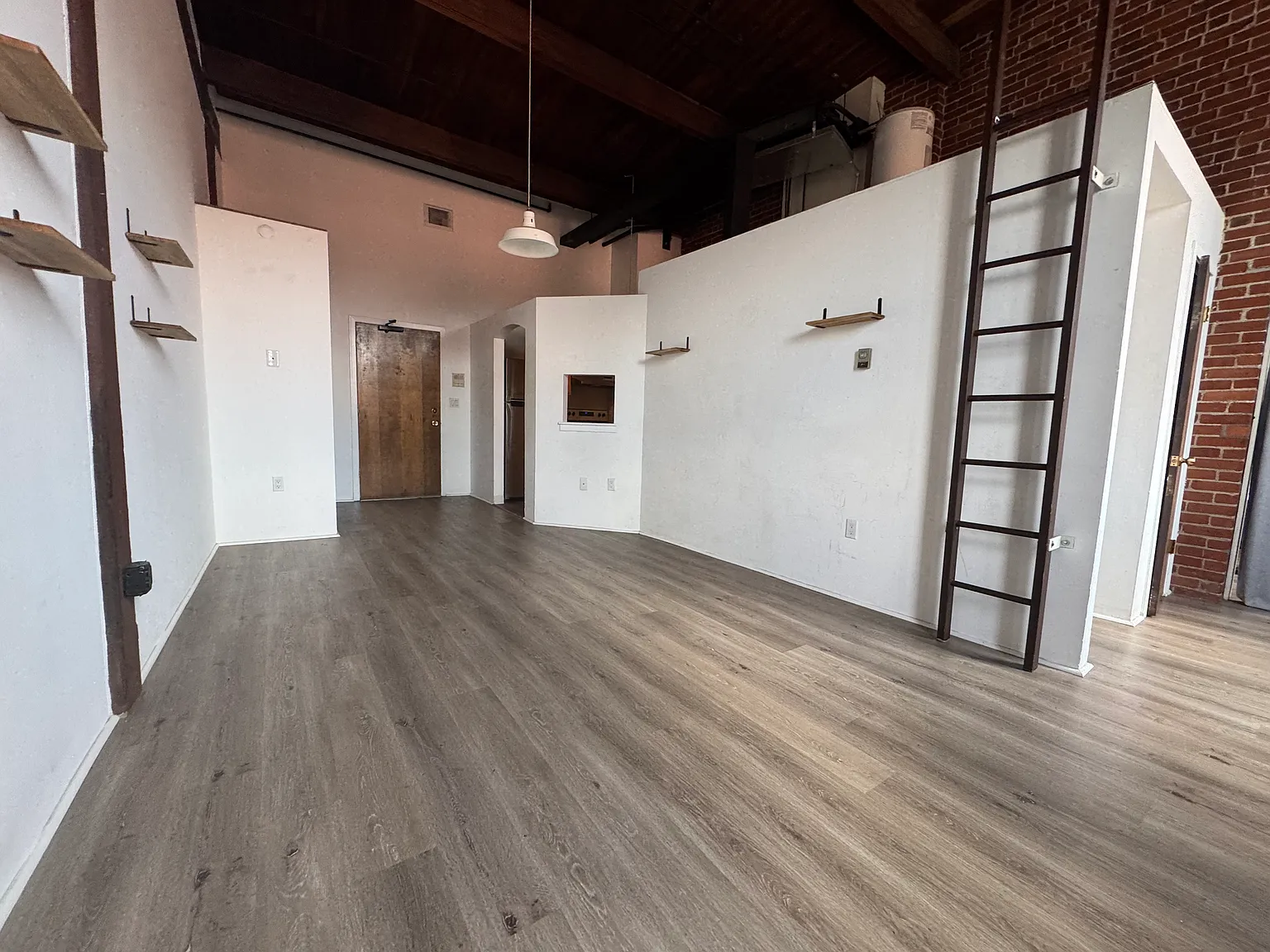 1 bed, 700 sqft, $1,445 — Photo 4