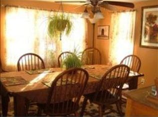 20 W Chamberlain Rd, Merrimack, NH 03054