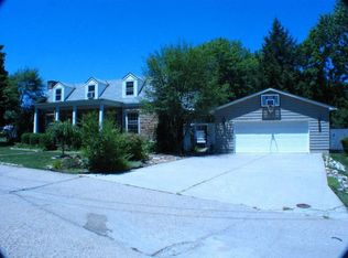 5 Bethel Rd, Charleston, WV 25314