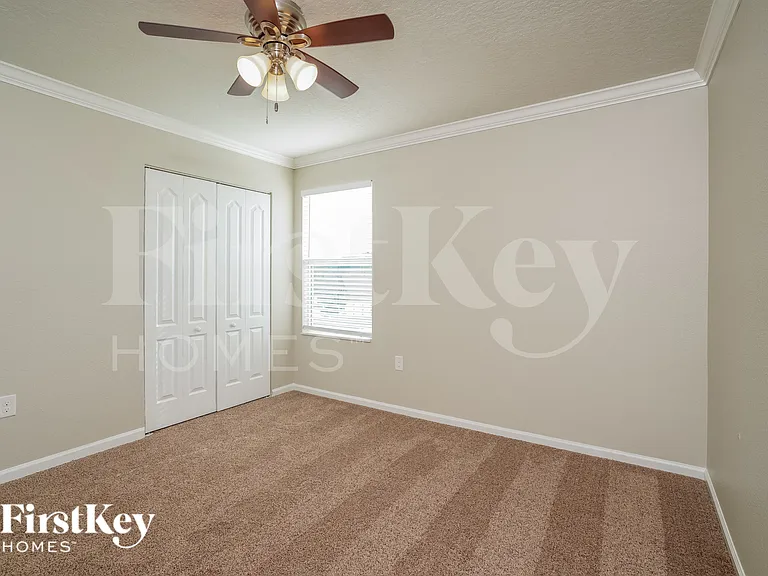 1958 Rock Springs Way — Photo 16