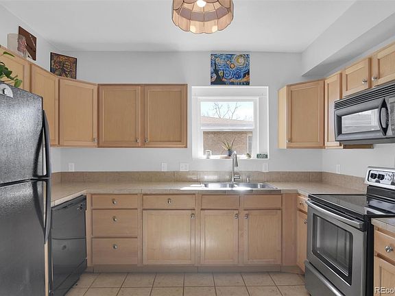 4th image of 4710 Pennsylvania Street