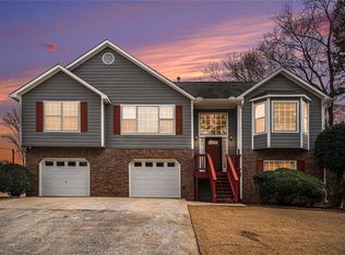 2901 Soapstone Ct, Powder Springs, GA 30127