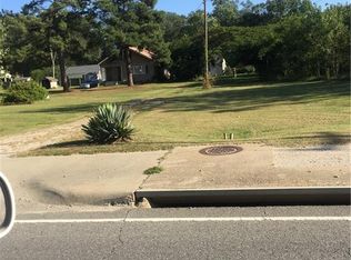 4725 W 100th Rd, Chester, VA 23831