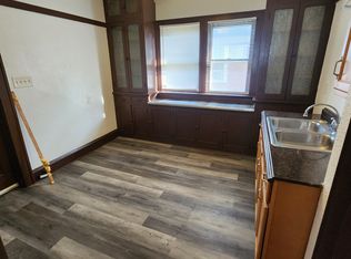 2450 N 51st St, Milwaukee, WI 53210