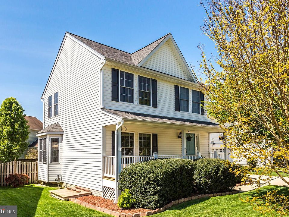 1st image of 22681 Athlone Dr