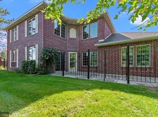 1518 Hunter Hill Rd, Hudson, WI 54016