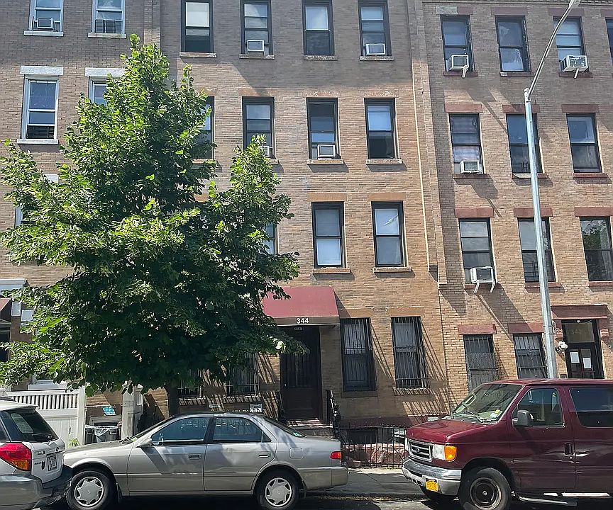 1st image of 344 21st St #8