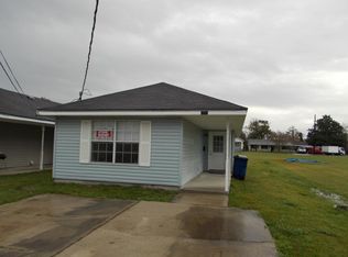 1711 Weyer St, Gretna, LA 70053