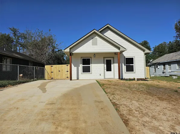 204 Bradford Ave, Arp, TX 75750