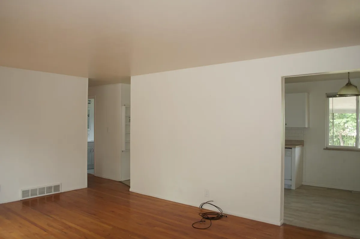 Living Room - 875 37th St