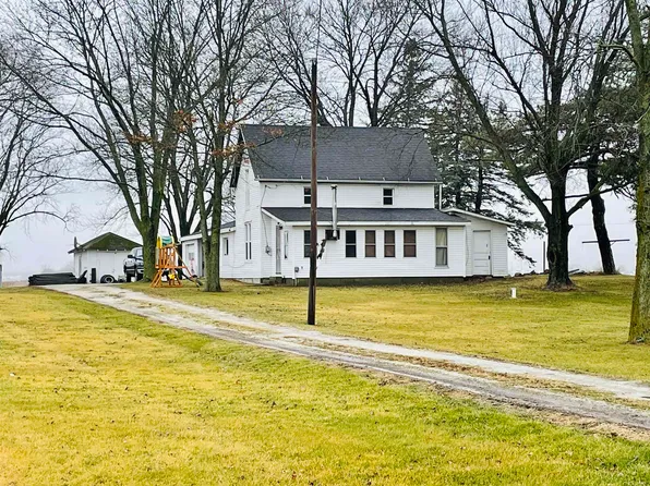 8128 N 900th Rd W, Huntington, IN 46750