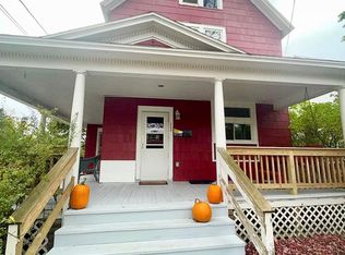 239 W Hewitt Ave UNIT 2, Marquette, MI 49855