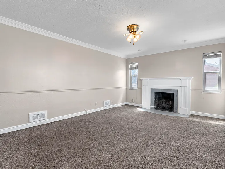 1334 N 380 W #1334 — Photo 2