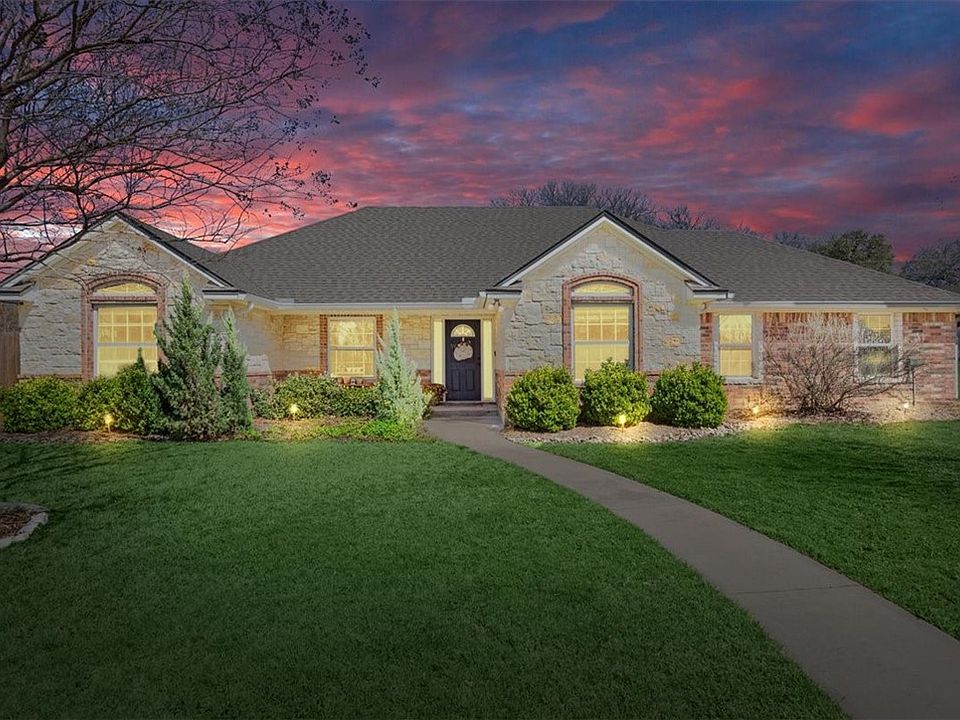 1st image of 14044 Horseshoe Cir