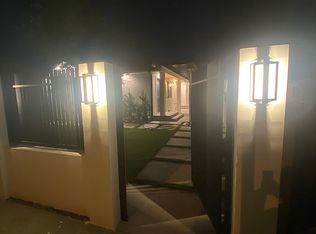 11040 Oxnard St, North Hollywood, CA 91606