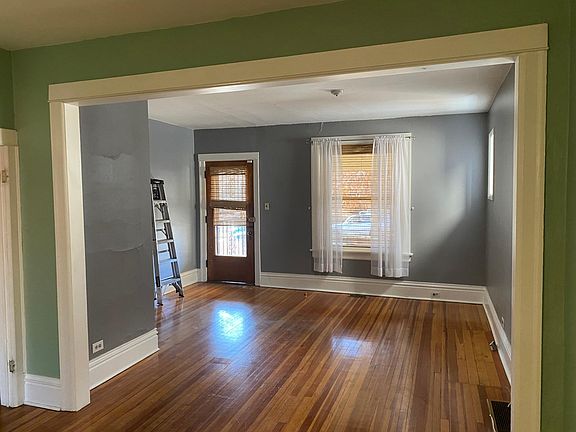 2nd image of 636 N Marion St
