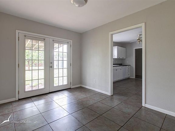 5th image of 1334 S San Jose Dr