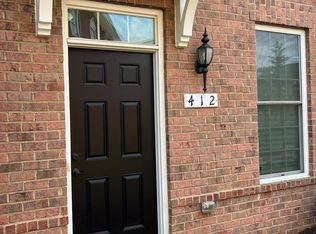 412 Haupt Sq SE, Leesburg, VA 20175