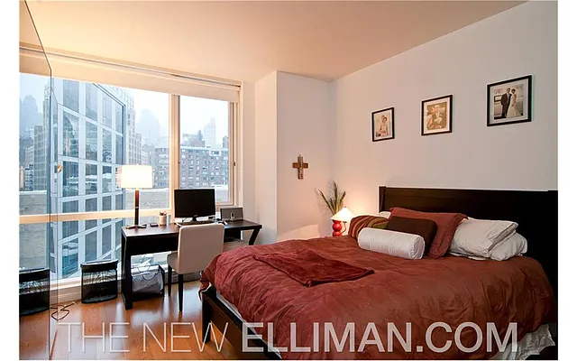 Rented by Douglas Elliman | media 21