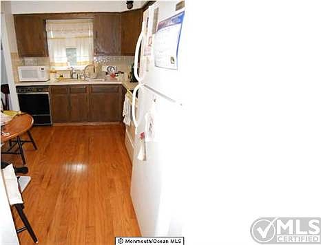 5th image of 54 Westbrook Dr
