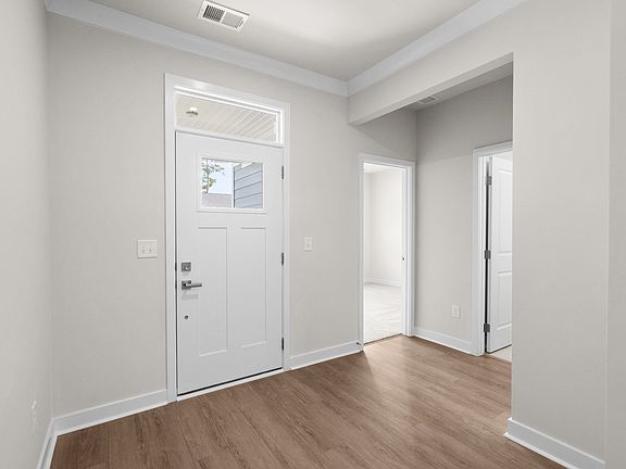 5th image of 2289 Hazel Way