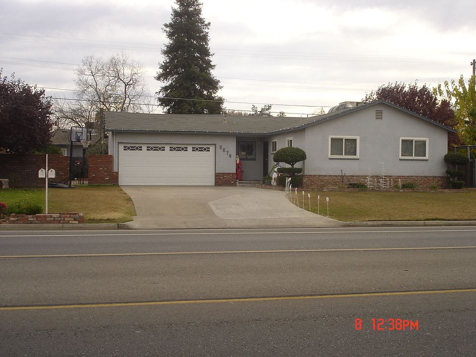 1st image of 5674 E Ashlan Ave